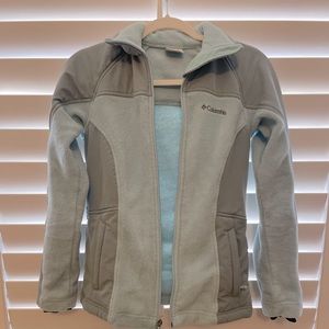 GUC Women’s small Columbia full zip fleece jacket light blue